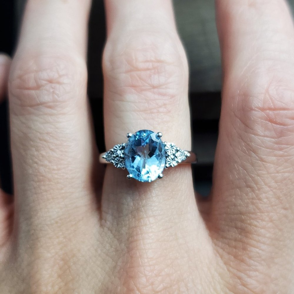 Size 8 Sterling Silver Beautiful Oval Topaz With Diamonds Ring